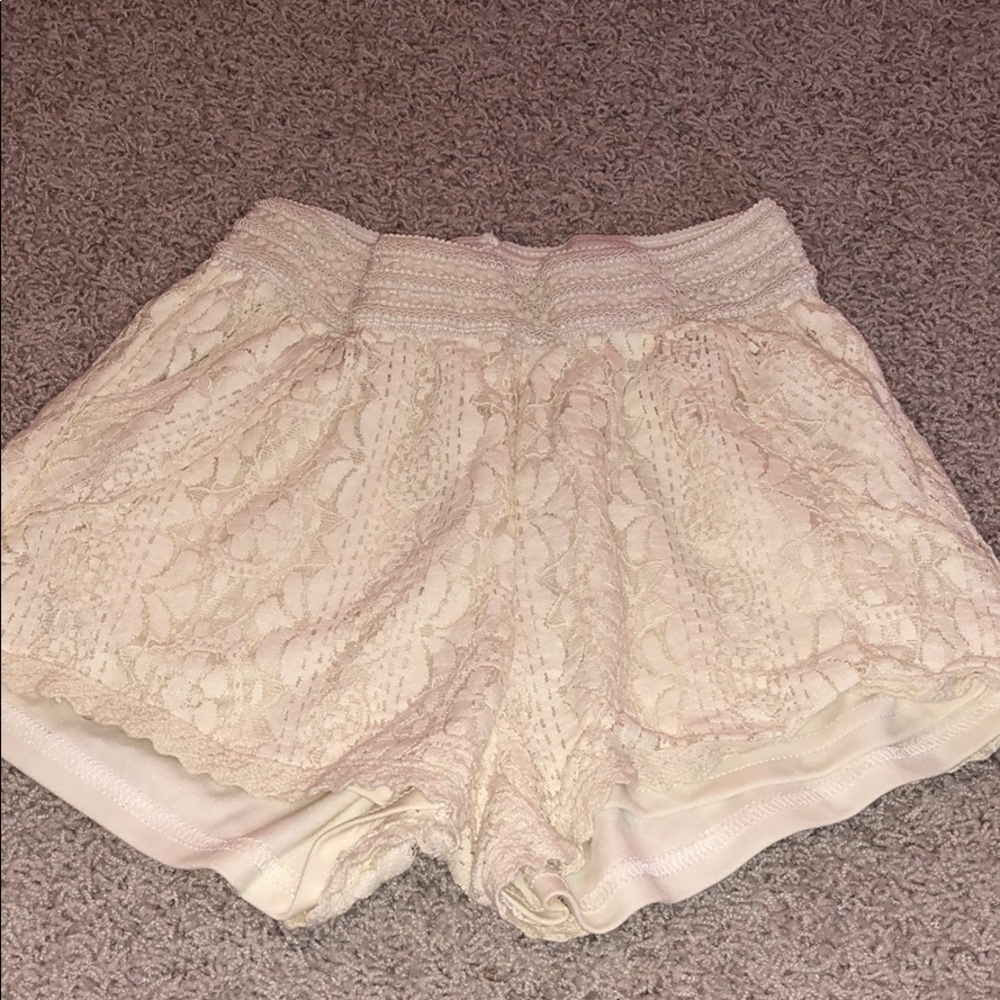Cream lace shorts